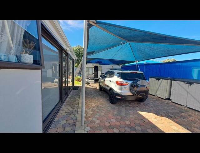 1 BEDROOM HOUSE FOR SALE IN STILBAAI EAST